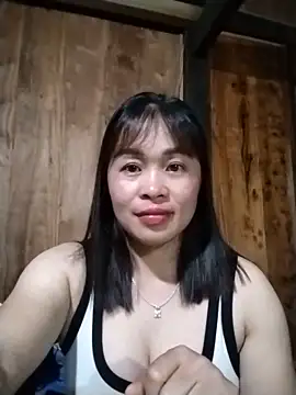 Snapshot of Lya_hott chatting on 13, 6, 2026 Lya hott online show from 13, 6, 2026