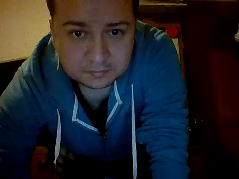 Snapshot of Frank06039CL chatting on 17, 6, 2026 Frank06039CL online show from 17, 6, 2026