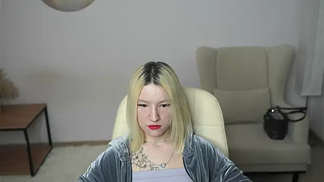 Snapshot of RobynMaryott chatting on 16, 6, 2026 RobynMaryott online show from 16, 6, 2026