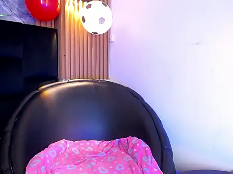 Snapshot of Zafira_Cass chatting on 9, 7, 2026 Zafira Cass online show from 9, 7, 2026