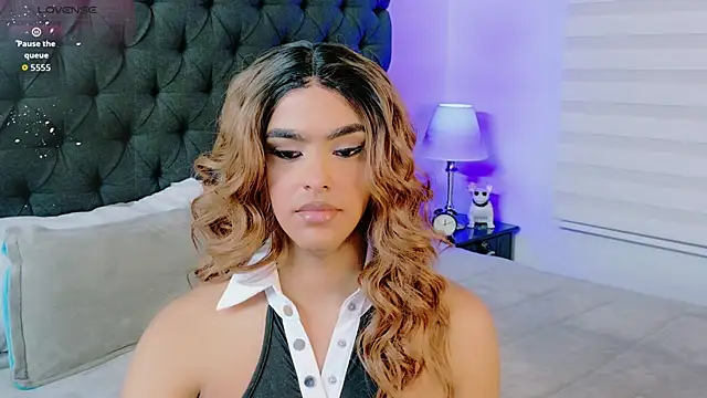 Scarlethvhonparker online show from 13, 3, 2026