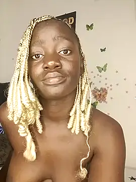 Snapshot of petiteebony254 chatting on 15, 6, 2026 petiteebony254 online show from 15, 6, 2026