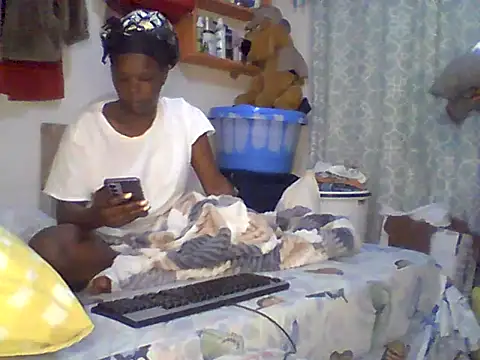 Snapshot of Ladysweetness23 chatting on 22, 7, 2026 Ladysweetness23 online show from 22, 7, 2026
