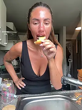KaceySouthX online show from 15, 6, 2026