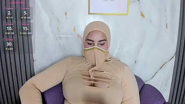 Snapshot of Nadia_Sammur chatting on 12, 6, 2026 Nadia Sammur online show from 12, 6, 2026