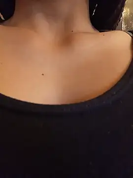 Snapshot of Kittyhart01 chatting on 4, 7, 2026 Kittyhart01 online show from 4, 7, 2026