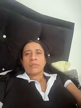 Snapshot of paolaqueenxx chatting on 17, 6, 2026 paolaqueenxx online show from 17, 6, 2026