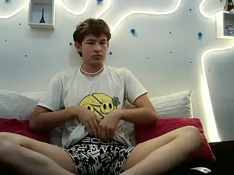 Snapshot of christian_foxx_ chatting on 14, 6, 2026 christian foxx online show from 14, 6, 2026