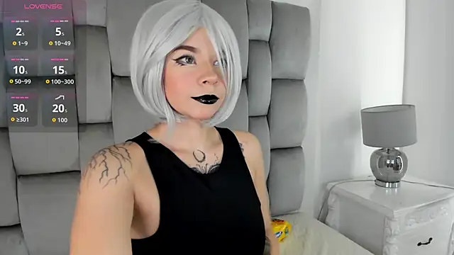 Snapshot of kitty_cat_7 chatting on 9, 7, 2026 kitty cat 7 online show from 9, 7, 2026