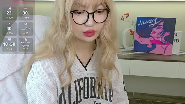 Snapshot of sakuraclover chatting on 9, 7, 2026 sakuraclover online show from 9, 7, 2026