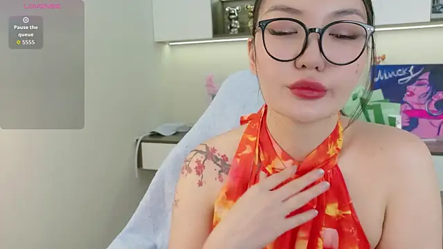 Snapshot of sakuraclover chatting on 24, 7, 2026 sakuraclover online show from 24, 7, 2026