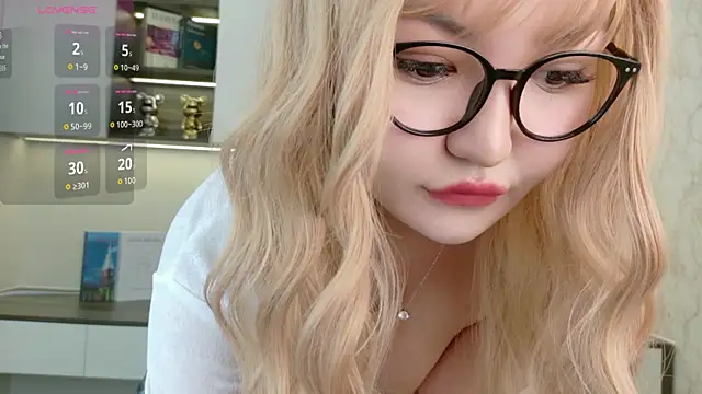 Snapshot of sakuraclover chatting on 2, 7, 2026 sakuraclover online show from 2, 7, 2026