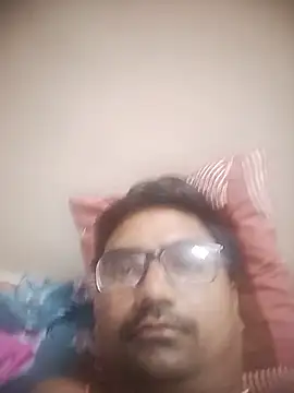 Snapshot of dhirusury050625 chatting on 16, 6, 2026 dhirusury050625 online show from 16, 6, 2026