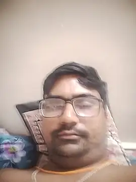 Snapshot of dhirusury050625 chatting on 21, 6, 2026 dhirusury050625 online show from 21, 6, 2026