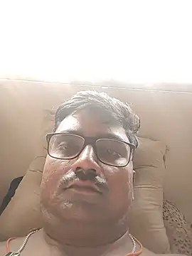 Snapshot of dhirusury050625 chatting on 14, 7, 2026 dhirusury050625 online show from 14, 7, 2026