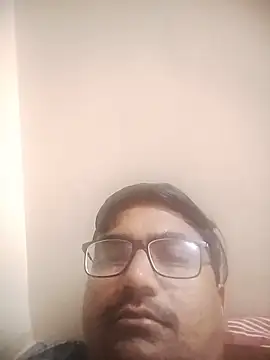 Snapshot of dhirusury050625 chatting on 15, 6, 2026 dhirusury050625 online show from 15, 6, 2026