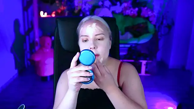 Snapshot of stellawatts chatting on 9, 7, 2026 stellawatts online show from 9, 7, 2026