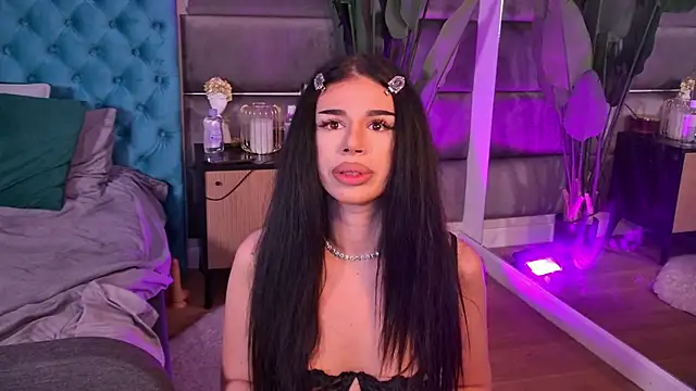 LucianaDelSol online show from 17, 7, 2026