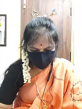 Snapshot of Tamil_white_beauty chatting on 17, 7, 2026 Tamil white beauty online show from 17, 7, 2026