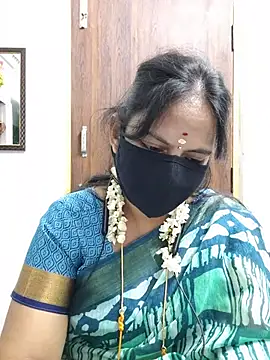 Snapshot of Tamil_white_beauty chatting on 10, 7, 2026 Tamil white beauty online show from 10, 7, 2026