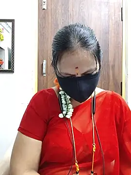 Snapshot of Tamil_white_beauty chatting on 4, 7, 2026 Tamil white beauty online show from 4, 7, 2026