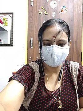 Snapshot of Tamil_white_beauty chatting on 21, 7, 2026 Tamil white beauty online show from 21, 7, 2026