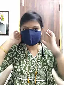 Snapshot of Tamil_white_beauty chatting on 3, 7, 2026 Tamil white beauty online show from 3, 7, 2026