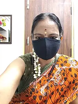 Snapshot of Tamil_white_beauty chatting on 13, 7, 2026 Tamil white beauty online show from 13, 7, 2026