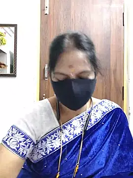 Snapshot of Tamil_white_beauty chatting on 12, 7, 2026 Tamil white beauty online show from 12, 7, 2026