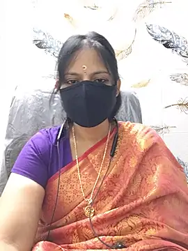 Snapshot of Tamil_white_beauty chatting on 29, 7, 2026 Tamil white beauty online show from 29, 7, 2026