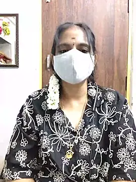 Snapshot of Tamil_white_beauty chatting on 15, 7, 2026 Tamil white beauty online show from 15, 7, 2026
