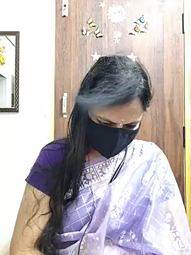 Snapshot of Tamil_white_beauty chatting on 20, 7, 2026 Tamil white beauty online show from 20, 7, 2026