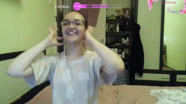 Mia Ellis online show from 12, 7, 2026