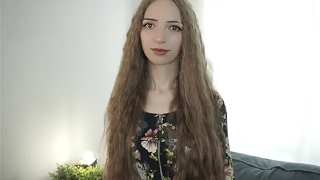 DeliaHoude online show from 15, 6, 2026