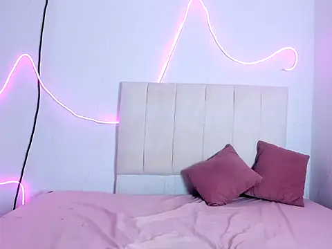 Dulcegatitaa online show from 12, 6, 2026