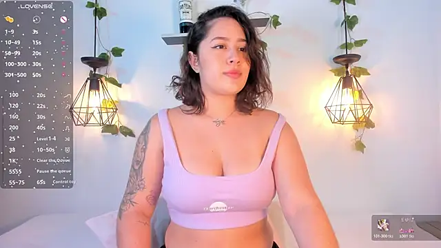 aisha duque  online show from 23, 7, 2026