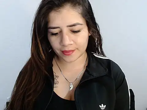 Snapshot of Luna_zoe chatting on 25, 6, 2026 Luna zoe online show from 25, 6, 2026