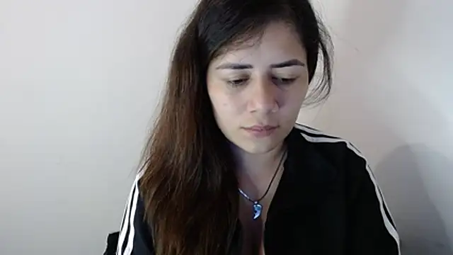Snapshot of Luna_zoe chatting on 17, 7, 2026 Luna zoe online show from 17, 7, 2026