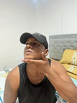 Snapshot of black_ryder_23cm chatting on 14, 6, 2026 black ryder 23cm online show from 14, 6, 2026