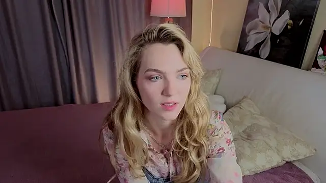 Snapshot of MarielRoloson chatting on 20, 6, 2026 MarielRoloson online show from 20, 6, 2026