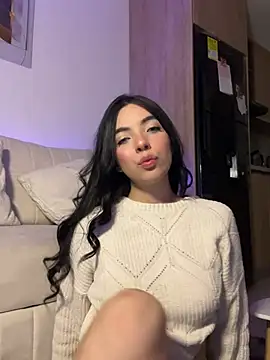 Snapshot of Mila_3 chatting on 15, 6, 2026 Mila 3 online show from 15, 6, 2026