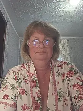 Snapshot of MilashkaCutie50 chatting on 21, 7, 2026 MilashkaCutie50 online show from 21, 7, 2026