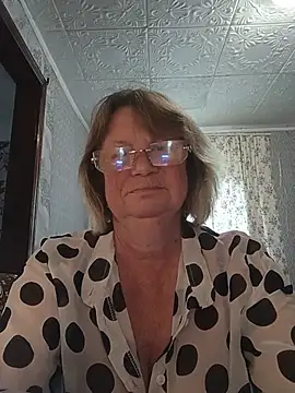 Snapshot of MilashkaCutie50 chatting on 24, 7, 2026 MilashkaCutie50 online show from 24, 7, 2026