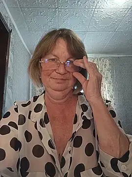 Snapshot of MilashkaCutie50 chatting on 27, 7, 2026 MilashkaCutie50 online show from 27, 7, 2026