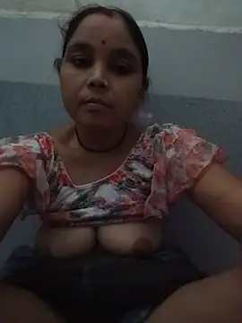 Snapshot of Hot_bhabi022 chatting on 21, 7, 2026 Hot bhabi022 online show from 21, 7, 2026