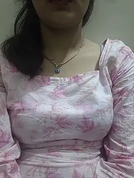 Snapshot of Ritika_jha01 chatting on 24, 7, 2026 Ritika jha01 online show from 24, 7, 2026