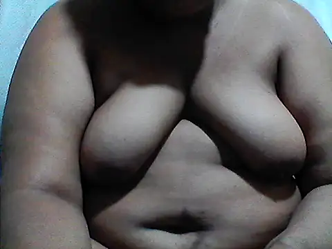 Snapshot of Angelsweee chatting on 18, 6, 2026 Angelsweee online show from 18, 6, 2026