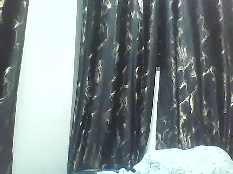 Snapshot of Amaliana_ chatting on 15, 6, 2026 Amaliana online show from 15, 6, 2026