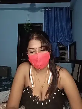 ShanayaRoseXO online show from 14, 6, 2026