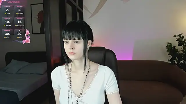 Snapshot of Michelle_Rain chatting on 17, 6, 2026 Michelle Rain online show from 17, 6, 2026